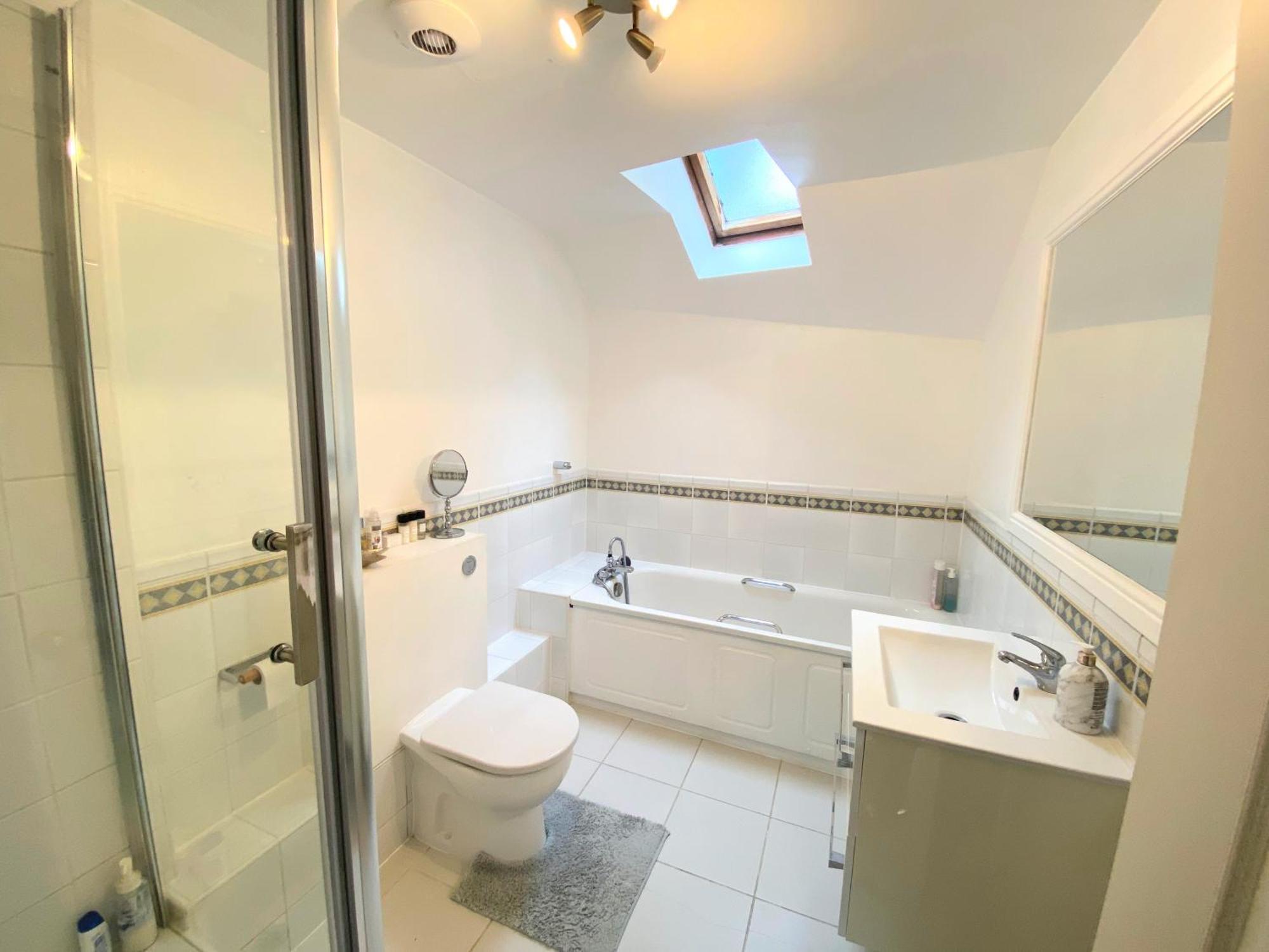 Cozy Double Next To Putney Bridge And High Street Gazde/Camere de închiriat Londra